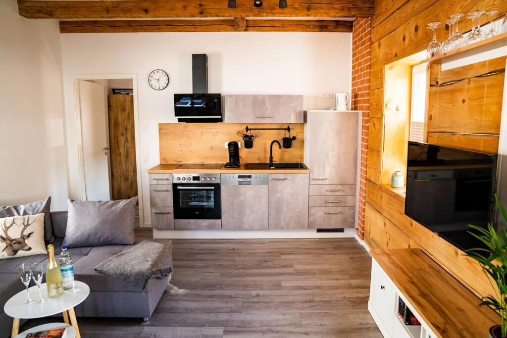 Neu Renoviertes Ferienhaus/Wohnunng Kleine Auszeit Sonnenbuhl Ngoại thất bức ảnh